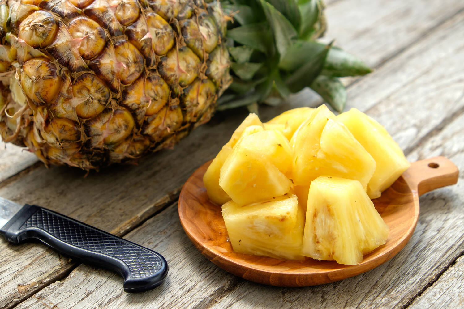 Ananas vers gesneden 1kg stuk 2